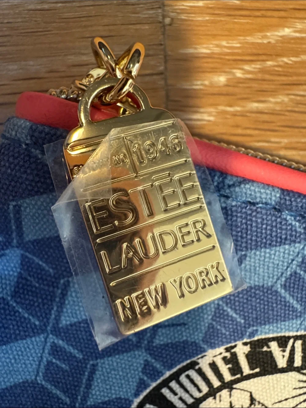 Estee Lauder Blue Logo Patch Cosmetic Pouch with Pink Card Wallet